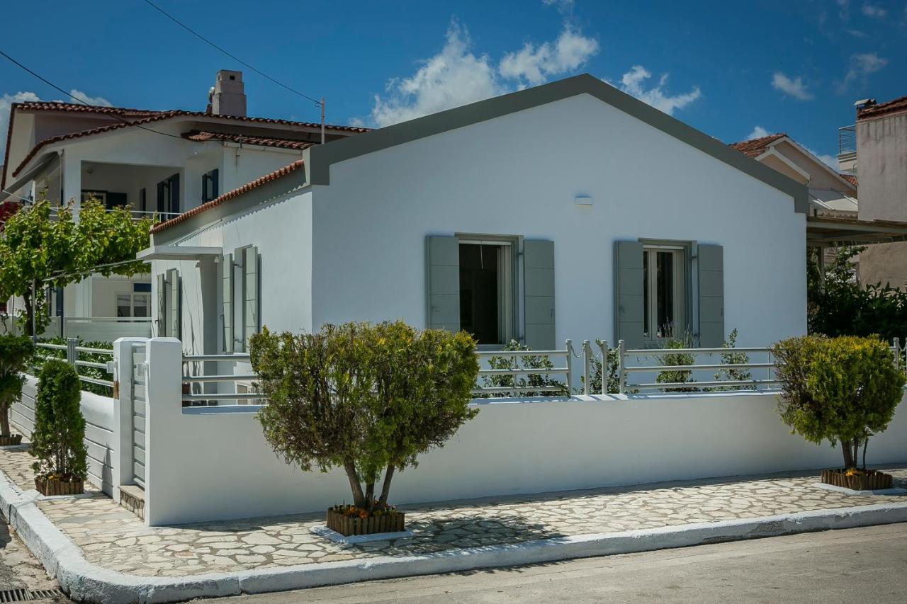 Olvio Living By The Sea Villa Sami  Buitenkant foto